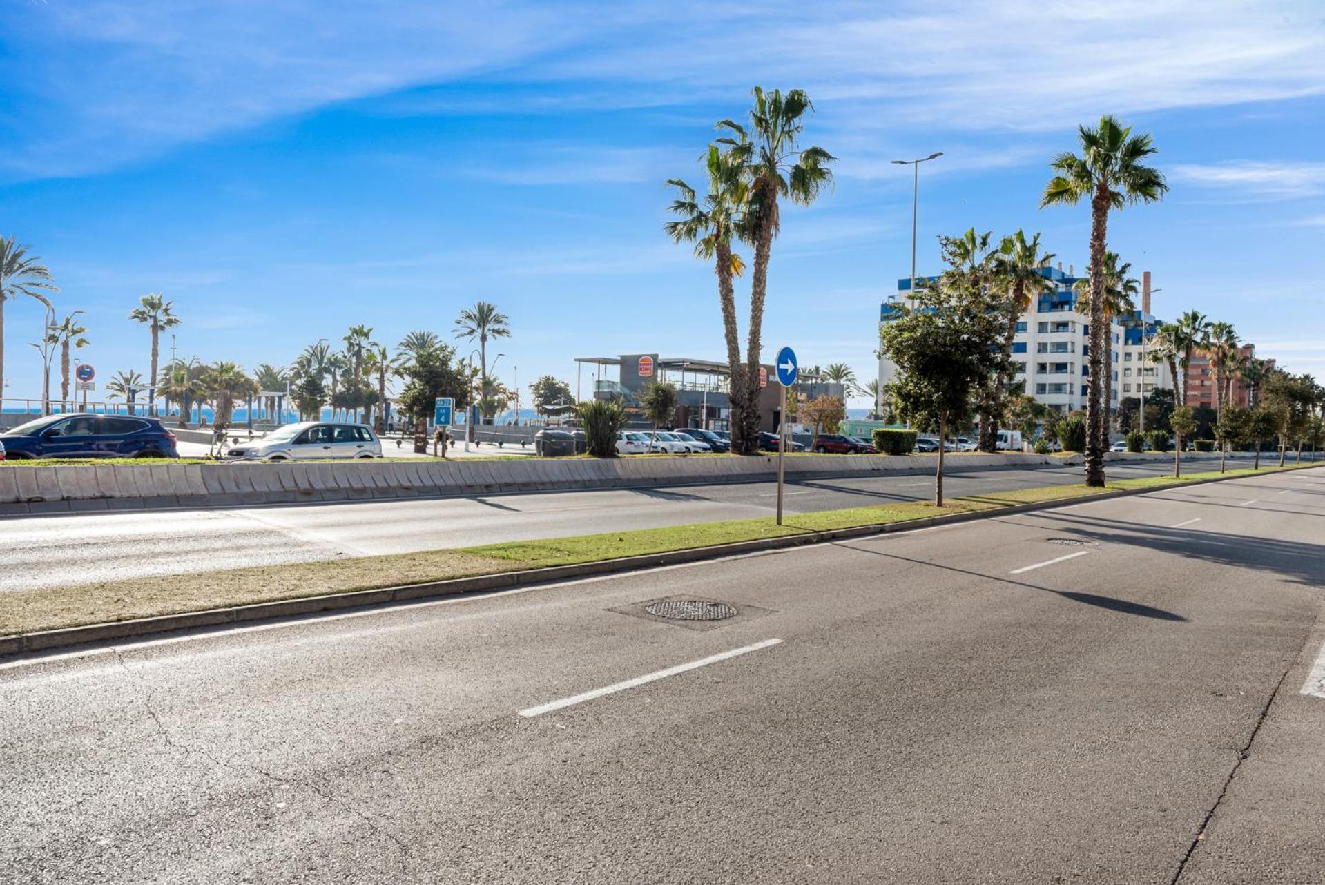 Escapada Al Paraiso En Malaga-playa A Un Minuto Apartment *