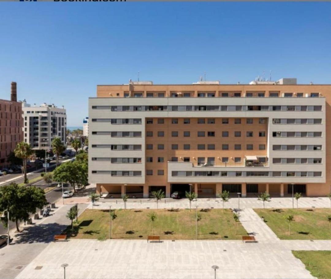 Escapada Al Paraiso En Malaga-playa A Un Minuto Apartment *